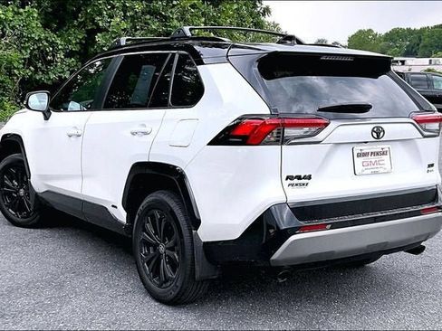 Used 2025 Toyota RAV4 XSE w/ Advanced Technology Package AWD/4WD image 4
