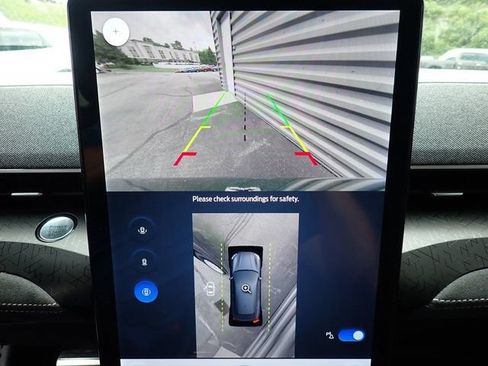 Used 2025 Ford Mustang Mach-E GT AWD/4WD image 28