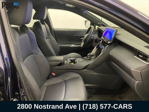 Certified 2023 Toyota Venza XLE AWD/4WD image 30