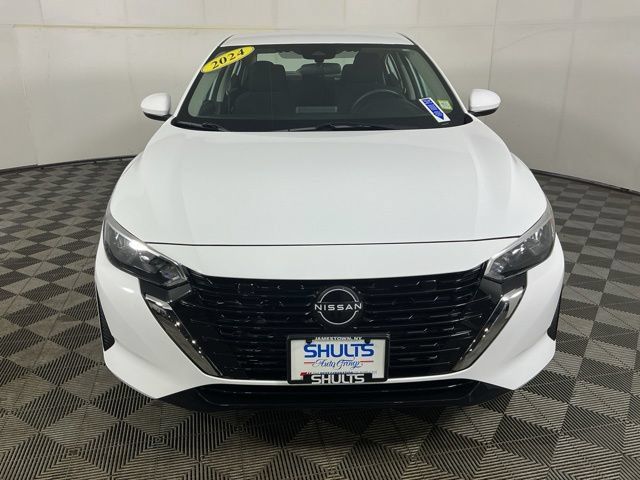 Used 2024 Nissan Sentra S FWD image 3