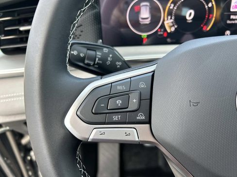 New 2026 Volkswagen Tiguan SE AWD/4WD image 25