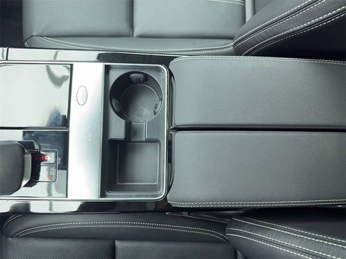 Used 2023 Land Rover Range Rover Velar S image 32