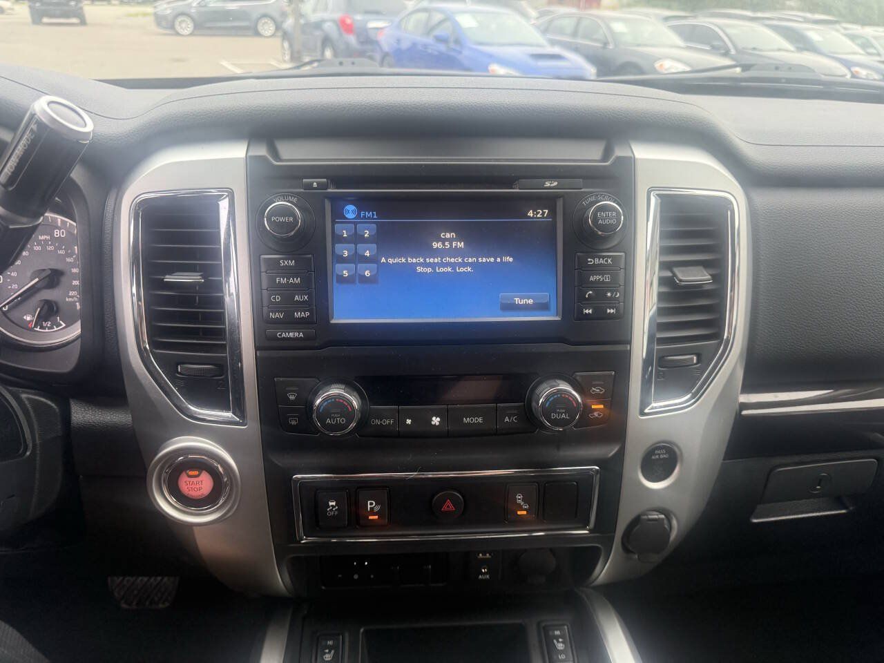 Used 2017 Nissan Titan SV RWD image 28