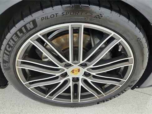 Used 2018 Porsche Panamera 4S image 55