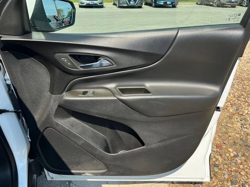 Used 2023 Chevrolet Equinox LT w/ LPO, Floor Liner Package AWD/4WD image 27