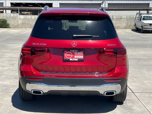 Used 2026 Mercedes-Benz GLB 250 4MATIC image 8