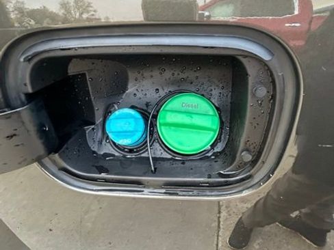 Used 2022 GMC Sierra 3500 Denali image 23