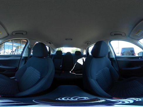 Used 2025 Kia K5 LXS FWD image 43