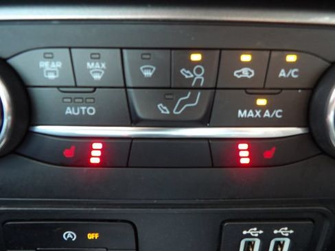 Used 2019 Ford EcoSport SE AWD/4WD image 36