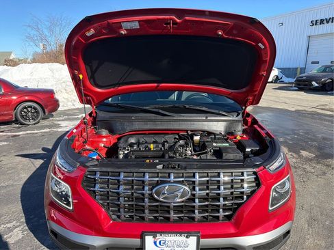 Certified 2023 Hyundai Venue Limited image 11