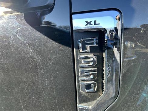 Used 2021 Ford F350 XL w/ Power Equipment Group image 37