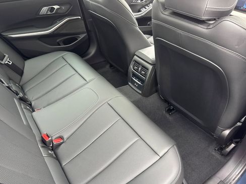 Used 2026 BMW 330i Sedan w/ Premium Package RWD image 33