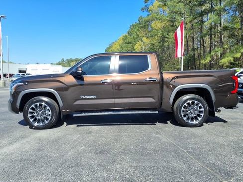 Used 2025 Toyota Tundra Limited image 3