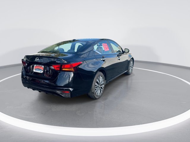 Certified 2024 Nissan Altima 2.5 SV FWD image 5