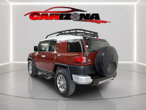 Used 2011 Toyota FJ Cruiser 2WD w/ Upgrade Pkg image 8