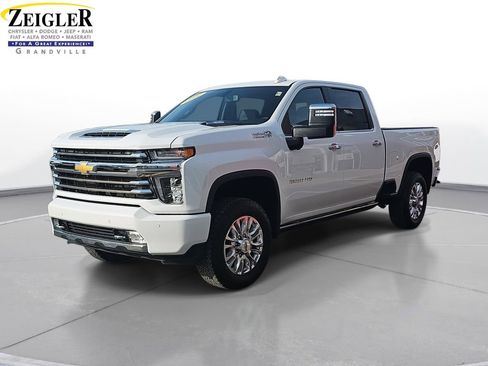 Used 2022 Chevrolet Silverado 2500 High Country image 1
