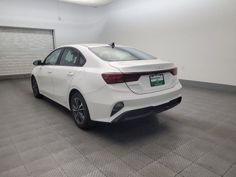 Used 2023 Kia Forte LXS FWD image 5