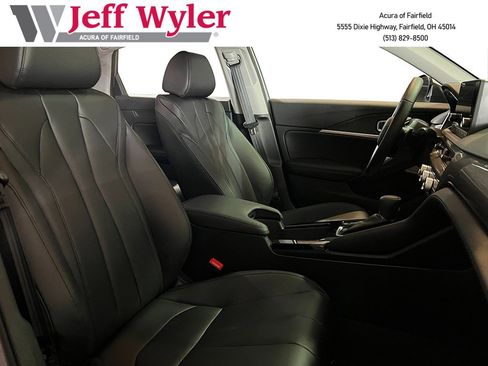 New 2025 Acura Integra image 28