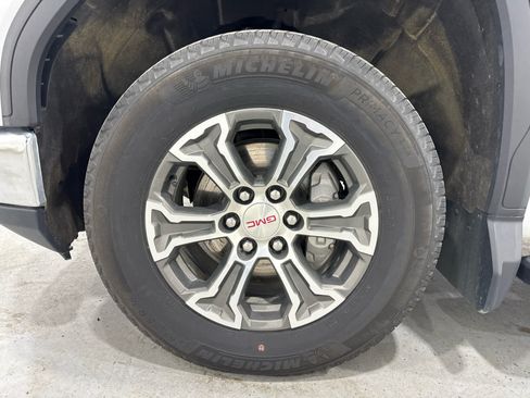Certified 2024 GMC Sierra 1500 SLT w/ SLT Convenience Package AWD/4WD image 10
