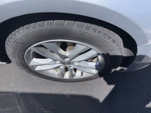 Used 2018 Chevrolet Malibu LT image 23