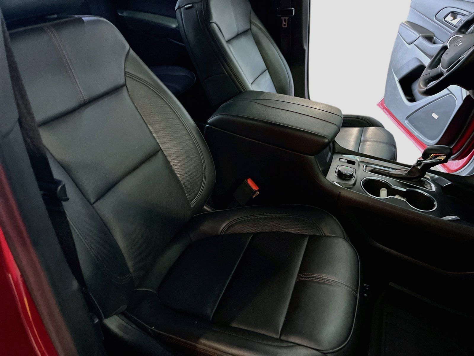 Used 2023 Chevrolet Traverse RS w/ LPO, Floor Liner Package AWD/4WD image 30