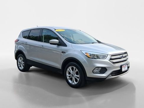 Used 2019 Ford Escape SE AWD/4WD image 1