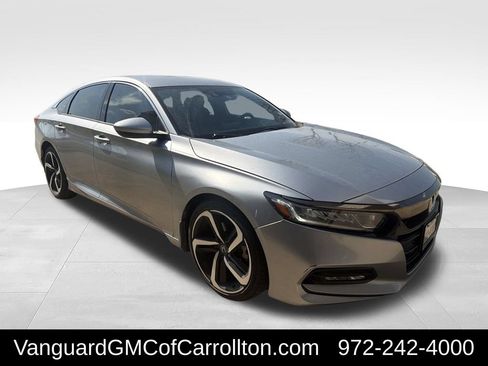 Used 2019 Honda Accord Sport image 2
