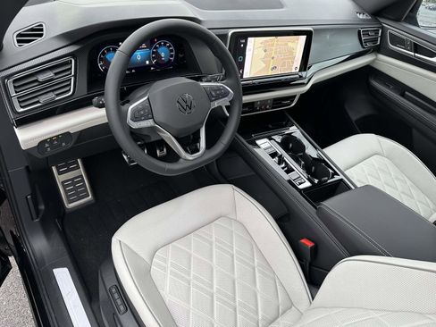 New 2026 Volkswagen Atlas Cross Sport SEL Premium R-Line image 10