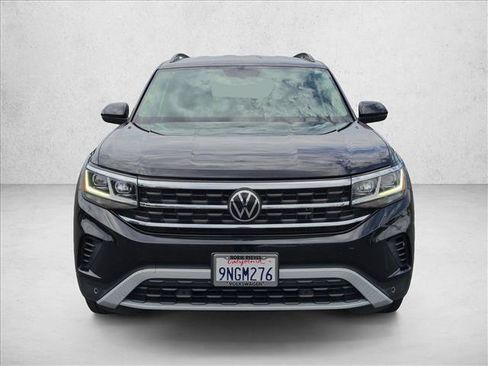 Used 2021 Volkswagen Atlas SE FWD image 2