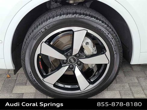 Certified 2022 Audi Q5 2.0T Prestige w/ Prestige Package image 8