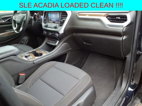 Used 2022 GMC Acadia SLE w/ Driver Convenience Package image 9