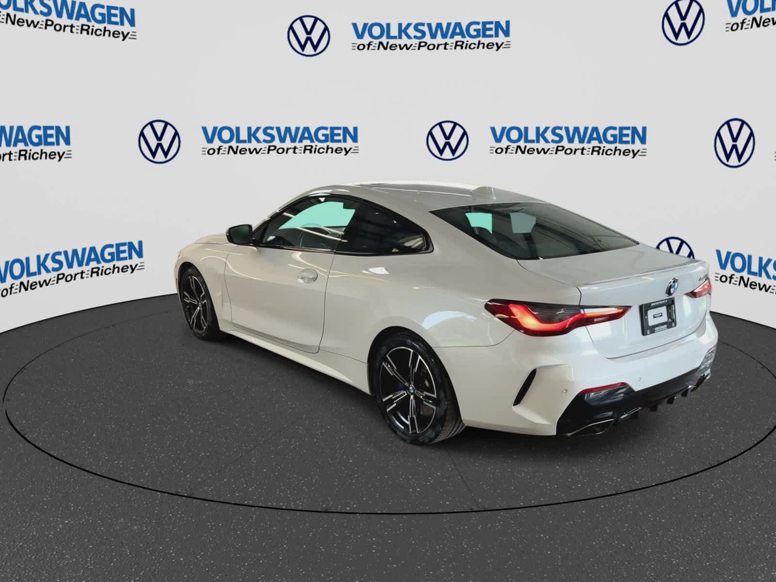Used 2022 BMW M440i Coupe RWD image 6