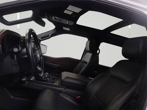 Certified 2023 Ford F150 Lariat w/ Equipment Group 502A High image 19