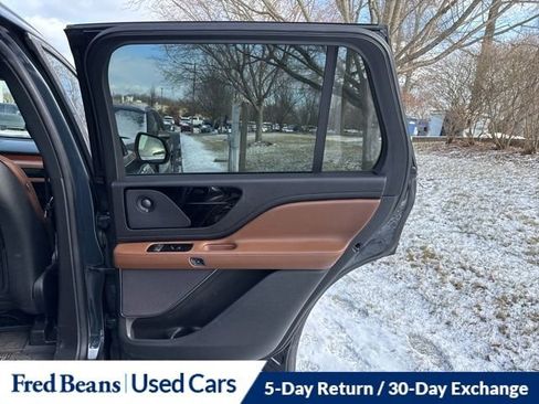 Certified 2023 Lincoln Aviator Reserve w/ Equipment Group 201A image 15