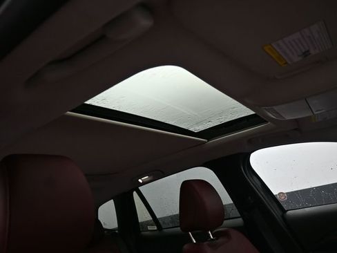 Used 2025 MAZDA CX-50 AWD 2.5 Hybrid w/ Premium Pkg image 11