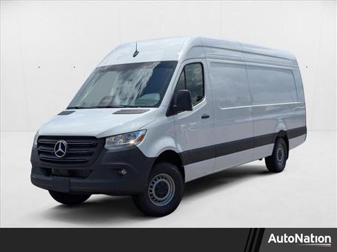 New 2025 Mercedes-Benz Sprinter 2500 image 1