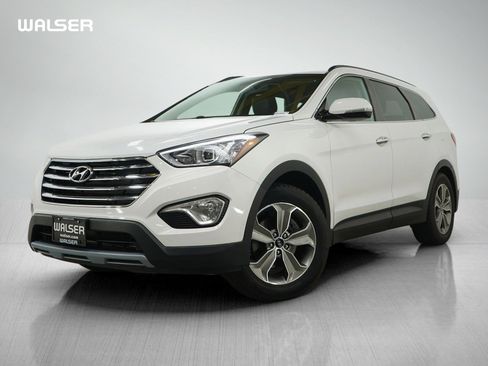 Used 2013 Hyundai Santa Fe GLS FWD image 1