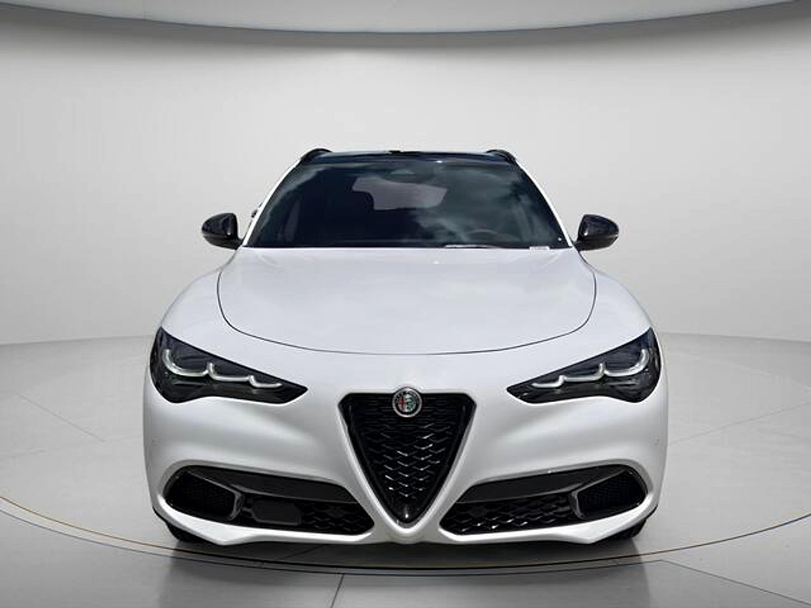 New 2026 Alfa Romeo Stelvio Sprint w/ Convenience Package AWD/4WD image 3