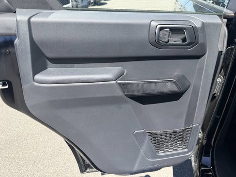 New 2025 Ford Bronco 4-Door AWD/4WD image 21