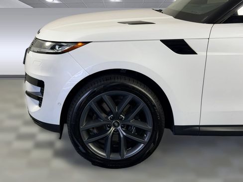 Used 2024 Land Rover Range Rover Sport SE AWD/4WD image 11