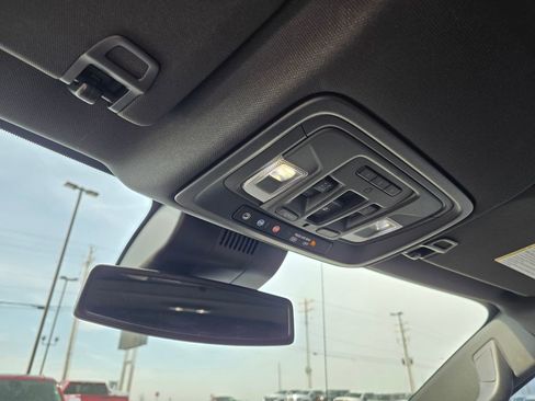 Used 2023 GMC Sierra 1500 AT4 w/ AT4 Premium Package image 20