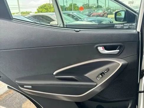 Used 2017 Hyundai Santa Fe Sport w/ Cargo Package FWD image 22