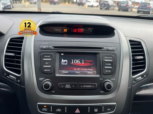 Used 2015 Kia Sorento LX image 27