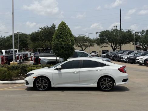Used 2021 Honda Civic Sport image 4