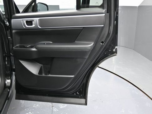 Used 2024 Hyundai Santa Fe SE image 39