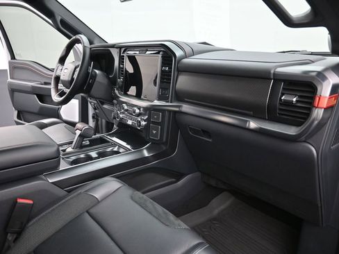 Used 2025 Ford F150 Raptor AWD/4WD image 27