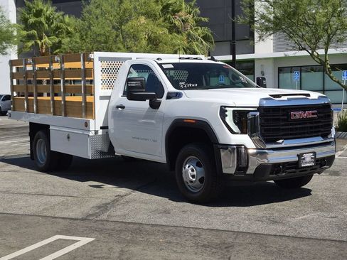 New 2026 GMC Sierra 3500 Pro w/ Convenience Package RWD image 4