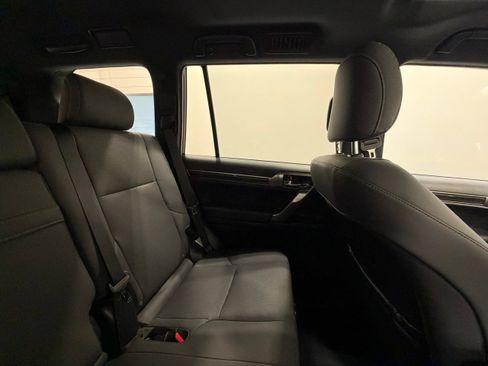 Used 2023 Lexus GX 460 Premium w/ Premium Package AWD/4WD image 37