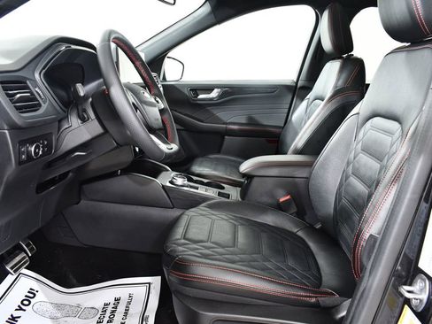 Used 2023 Ford Escape ST-Line Elite w/ Premium Technology Package image 6