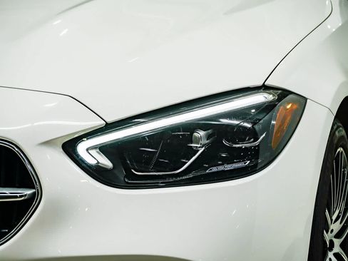 Certified 2022 Mercedes-Benz C 300 Sedan image 7